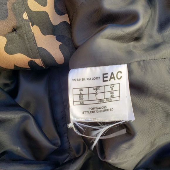 New Men's G by GUESS Tycho Camo Vest - Picture 8 of 8